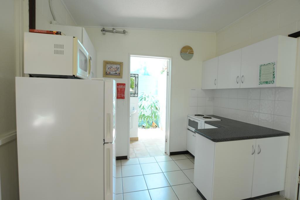 Shambhala Retreat Magnetic Island Cottages Nelly Bay Экстерьер фото